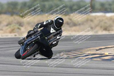 media/Oct-13-2025-Moto Forza (Mon) [[a66d839500]]/3-B Group/Session 3 (Turn 16)/